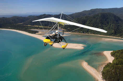 Microlights over Abel Tasman 
