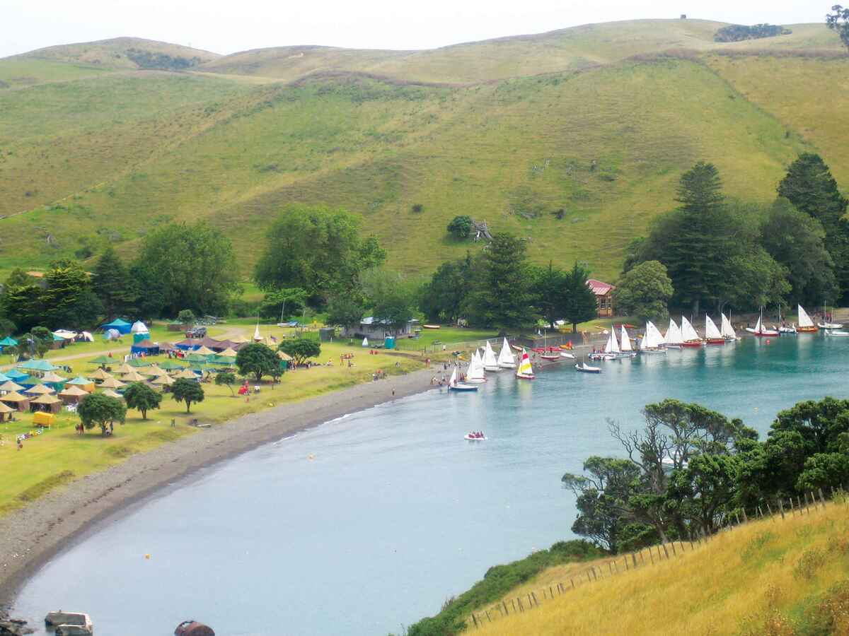 Home Bay, Motutapu (Island) Camping Hauraki Gulf Marine Park