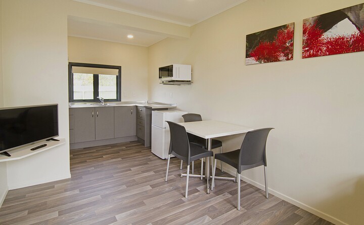 Unit 6 Kitchen/Dining area