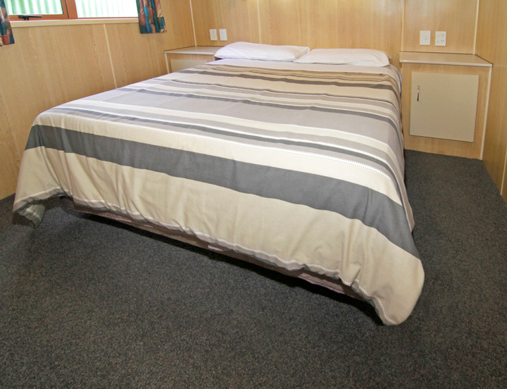 Unit 9 double bedroom