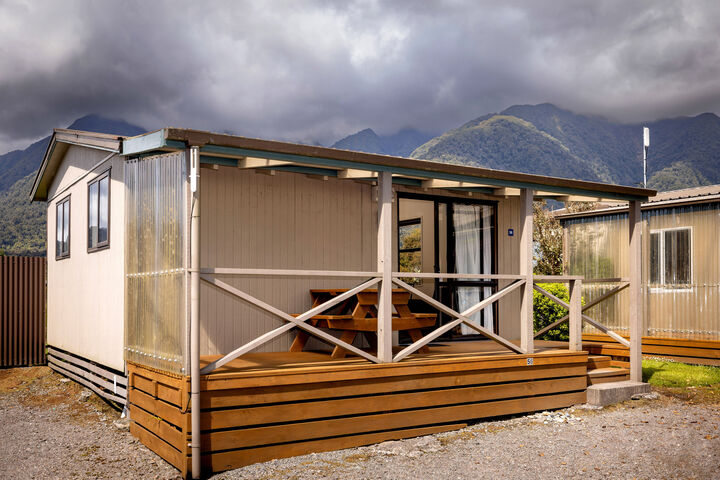 Standard 2 Bedroom Motel