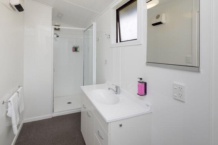 Standard 2 Bedroom Motel