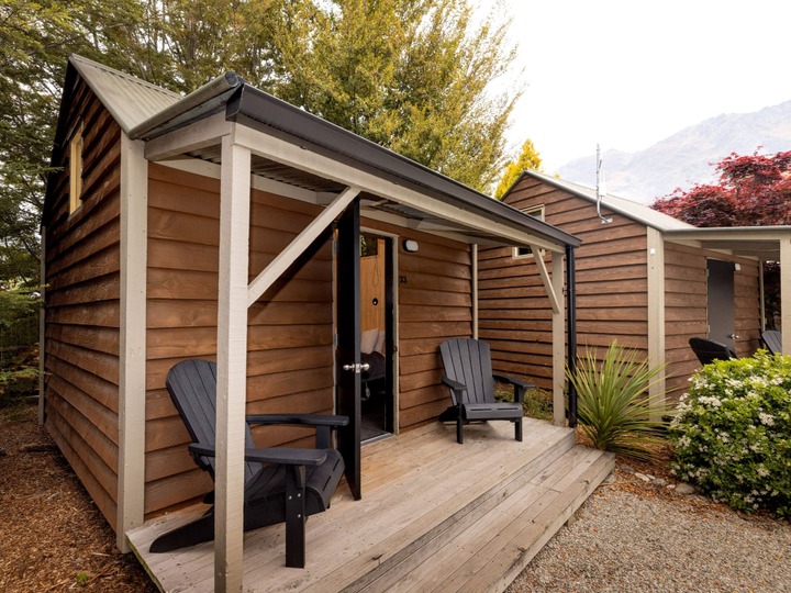 Economy Cabin - Sleeps 4