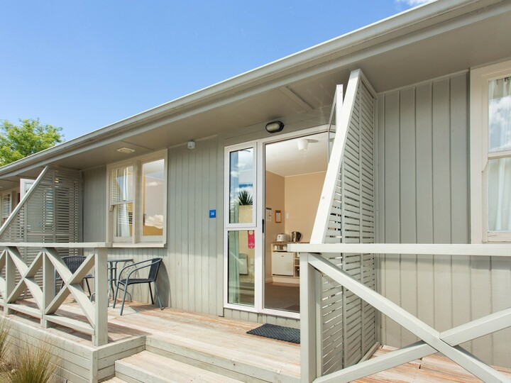 Economy Studio - Sleeps 2