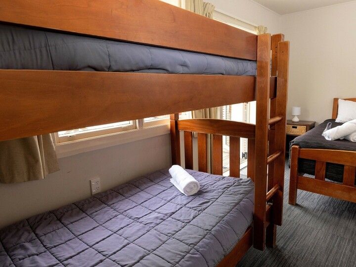 Economy Studio - Sleeps 6