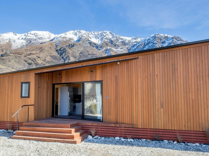 Deluxe 2 Bedroom Villa - Sleeps 4